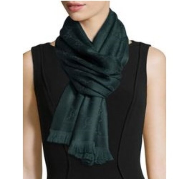 GUCCI Wool Scarf Green - Picture 2 of 13